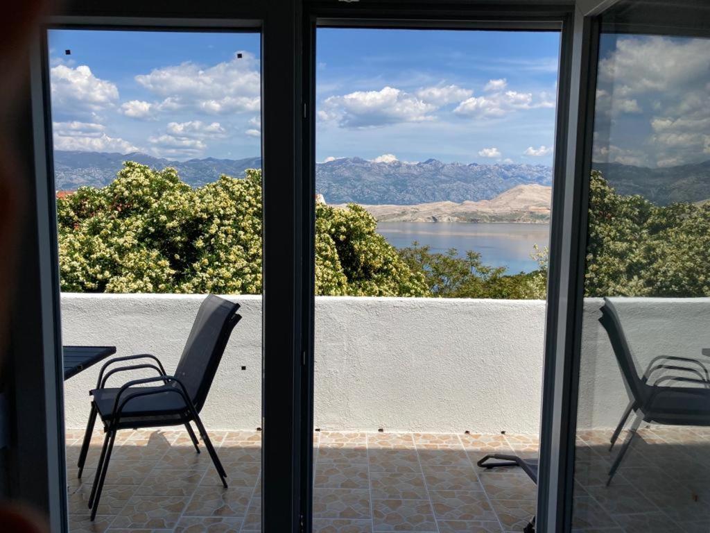 Apartmani Fijan باغ المظهر الخارجي الصورة